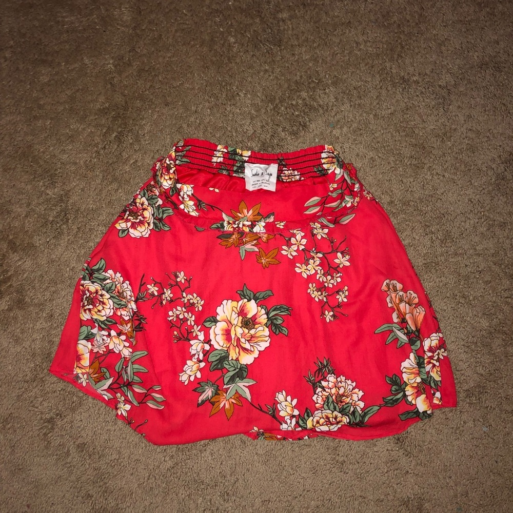 Sadie & sage boutique brand skirt